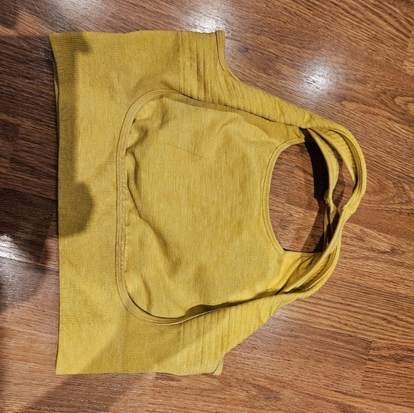 Vault Bra - Picture 2 of 4